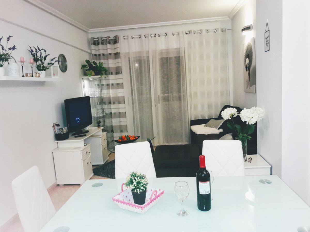 Apartament Margaret Τορεβιέχα Εξωτερικό φωτογραφία